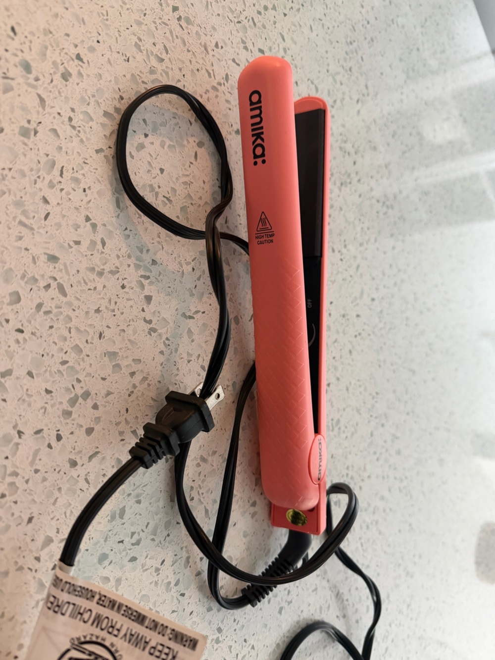 Ceramic hair straightener
